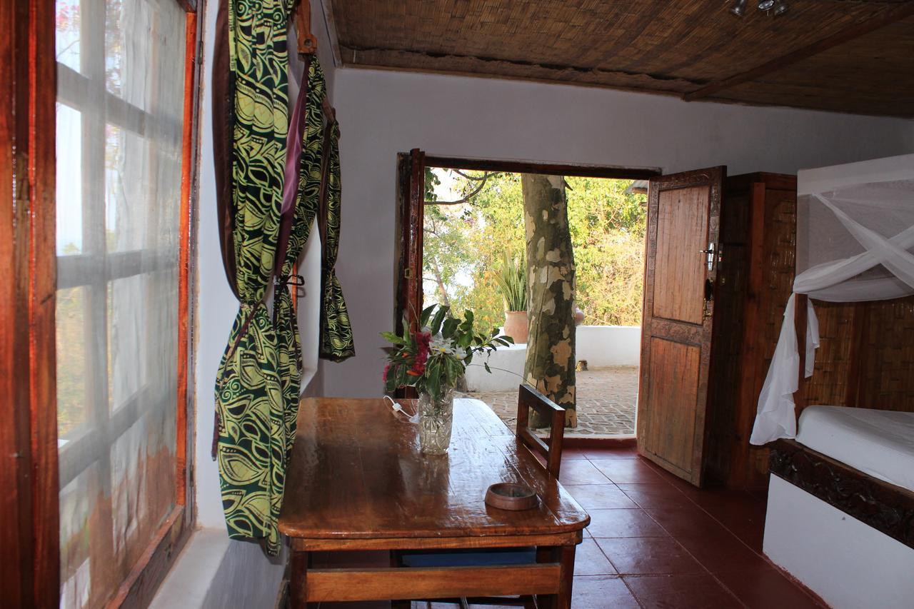 Njaya Lodge Nkhata Bay Esterno foto