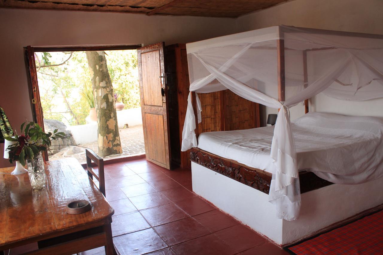 Njaya Lodge Nkhata Bay Esterno foto