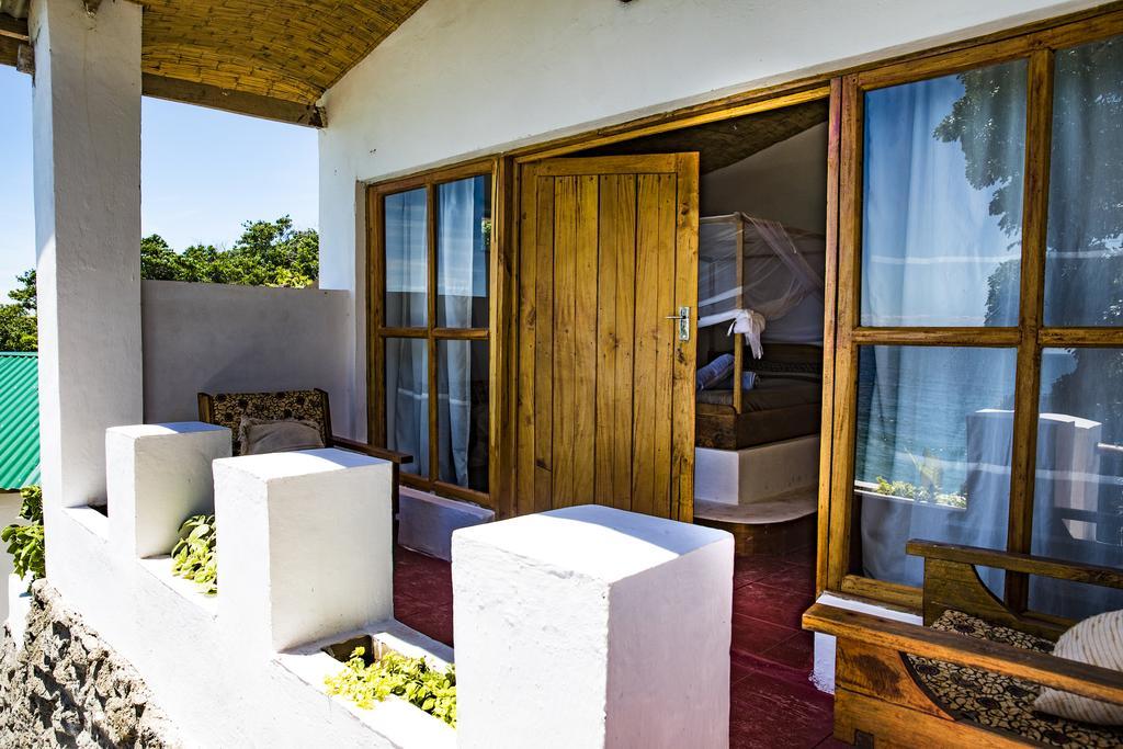 Njaya Lodge Nkhata Bay Esterno foto