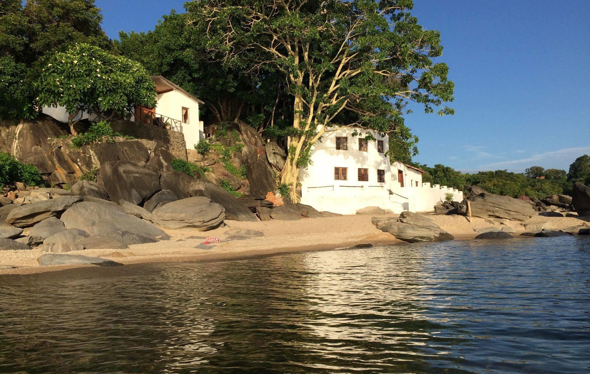 Njaya Lodge Nkhata Bay Esterno foto